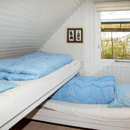 Casa de Férias Pet Friendly Cottage In Hemmet With Garden Hemmet