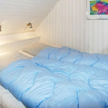 Casa de Férias Pet Friendly Cottage In Hemmet With Garden